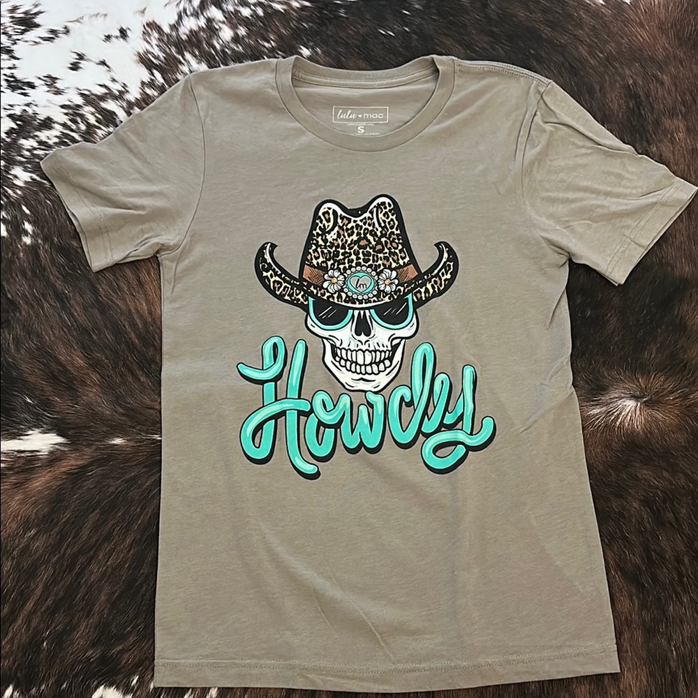 Tan Graphic Tee with Skull and Cowboy Hat